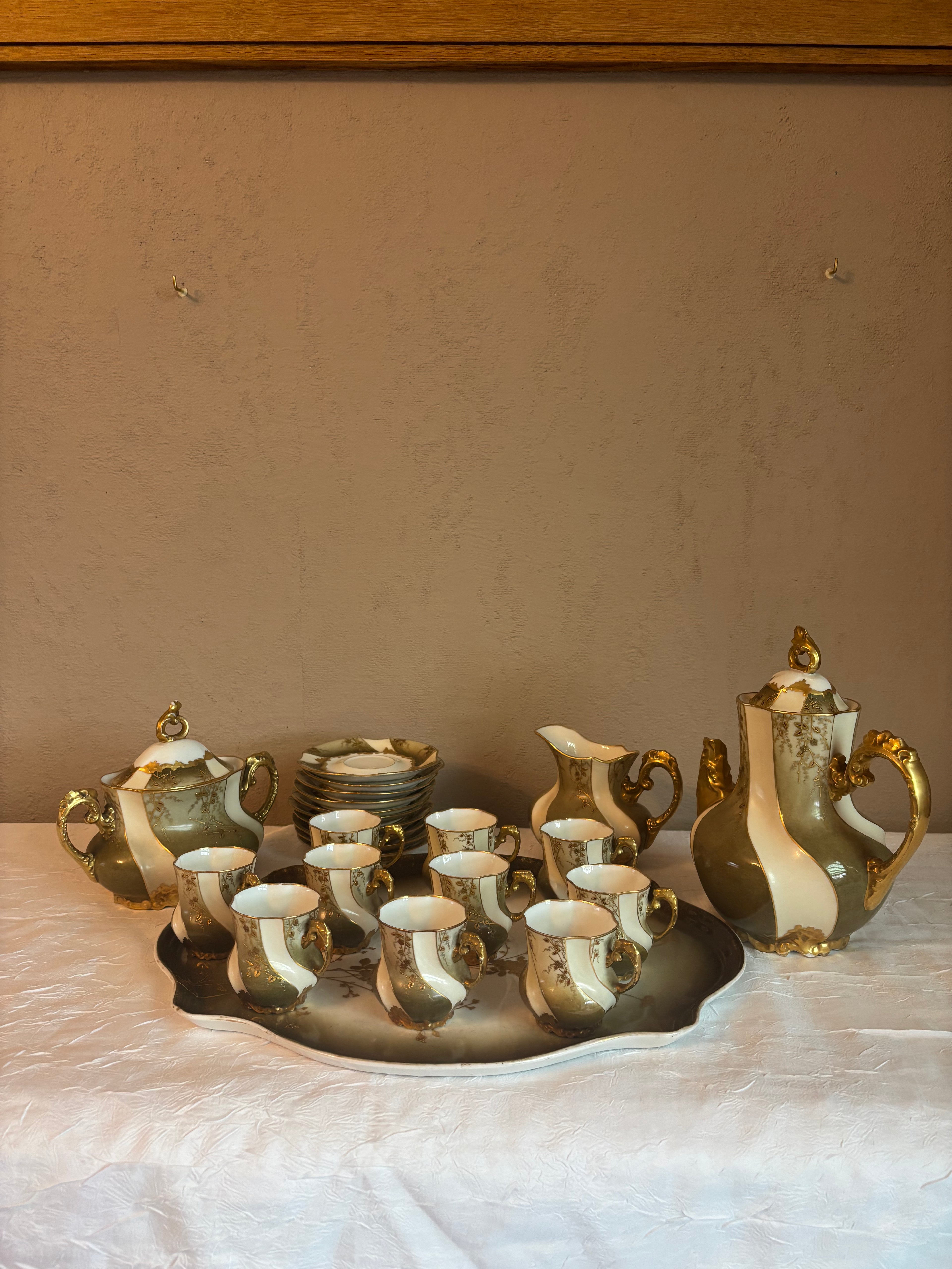Service à Café de Charles Martin en Porcelaine de Limoges
